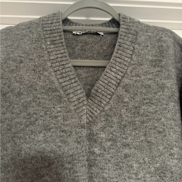 Zara Charcoal V-Neck Cozy Knit Sweater - Picture 6 of 9
